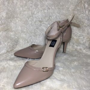 JONES NEW YORK SIGNATURE WOMENS HIGH HEELS